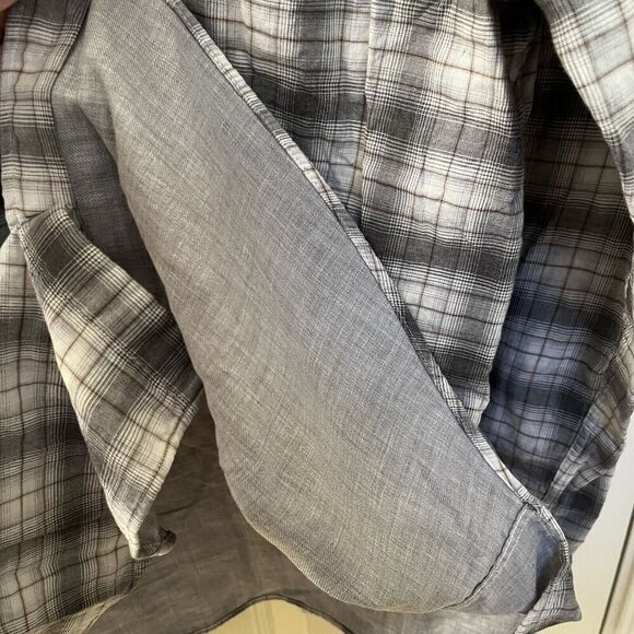 Johnnie-O Burruss Top Shelf Button Down Shirt Light Gray Plaid Men's Size XL - Picture 7 of 10